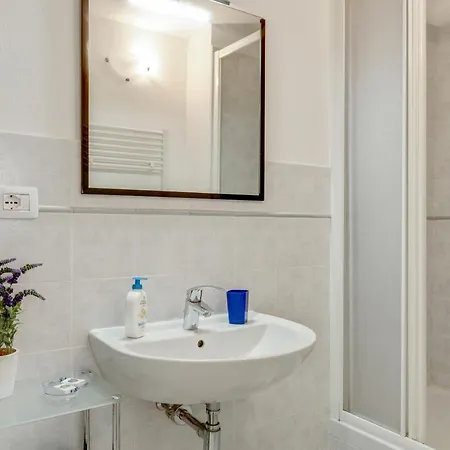 Apartment Migliarina Bedrooms